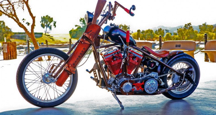 Riding Shotgun is the Redneck Way to Go!  -  Matt Farris rolls out his “Resident Redneck” bike